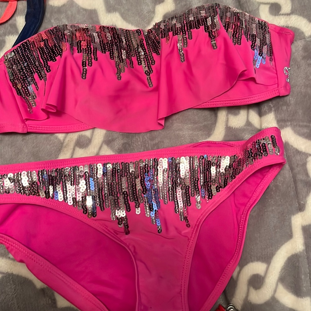 Swim suit